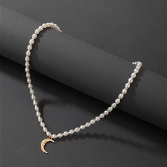 4/$25 Faux Pearl Gold Moon Pendant Necklace - Picture 2 of 2